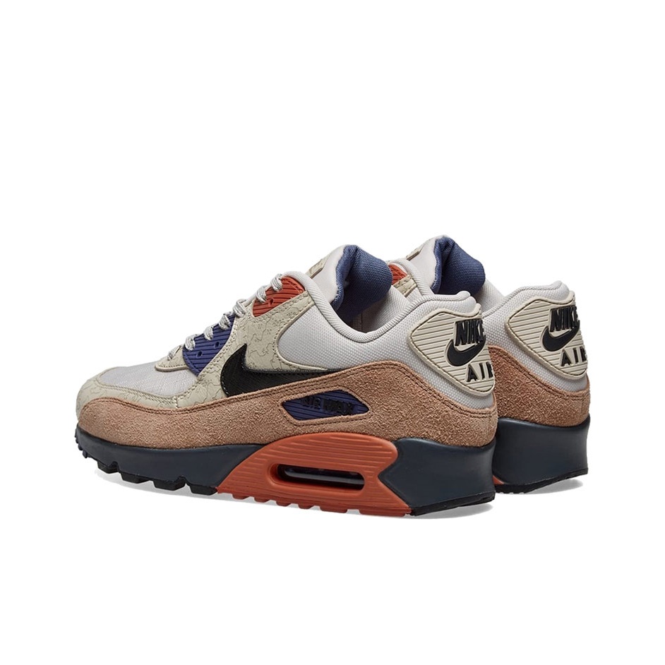Nike Air Max 90 - вид спереди