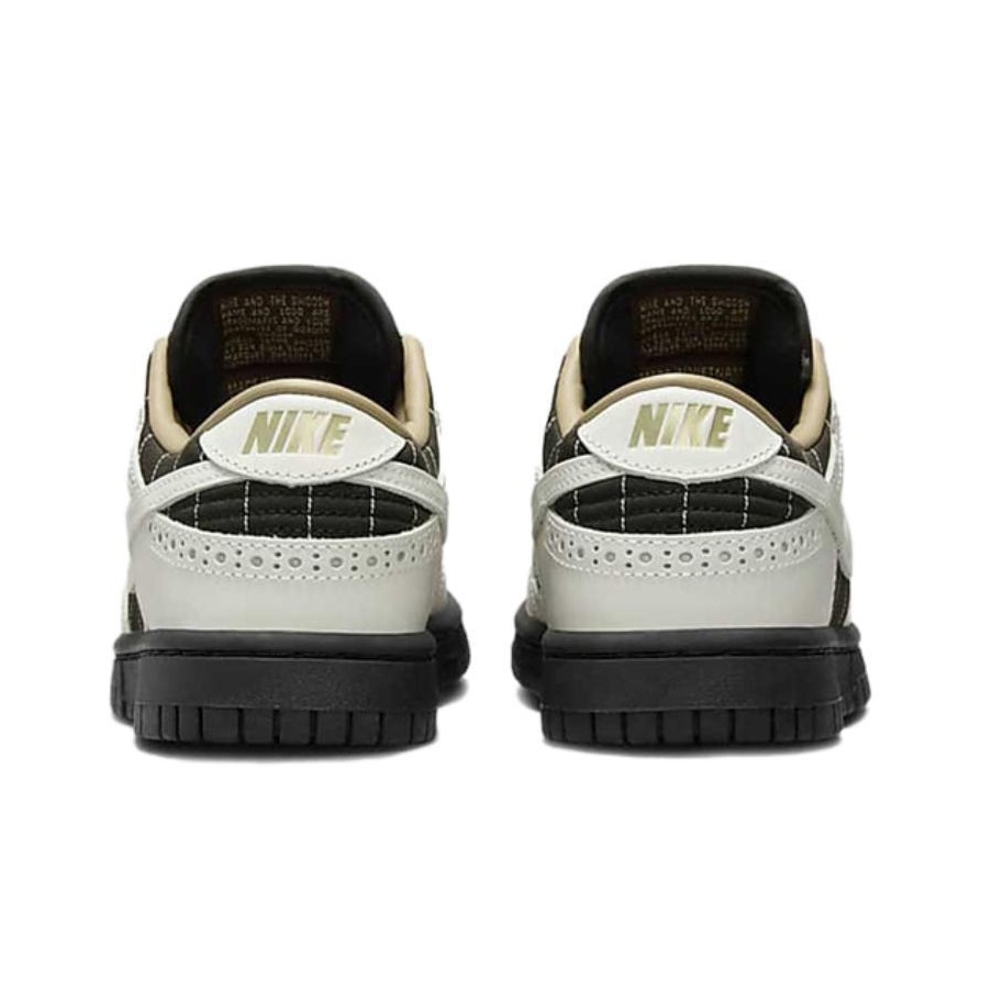 Nike Dunk LX "Summit White and Cacao Wow" - подошва