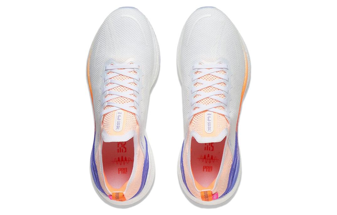 Li-Ning YueYing 3.0 Pro White - вид сзади