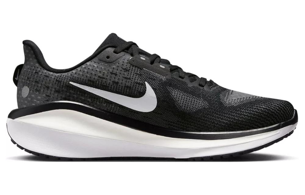 Nike Air Zoom Vomero 17 Black White - вид с внутренней стороны