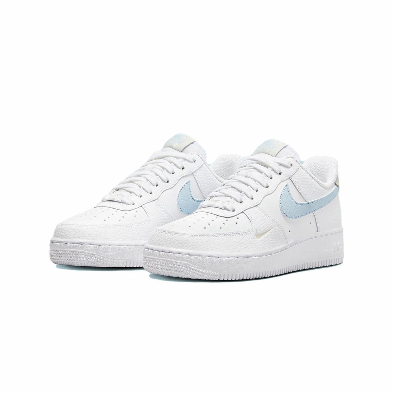Nike Air Force 1 Low 'White & Light Armory Blue' - вид спереди