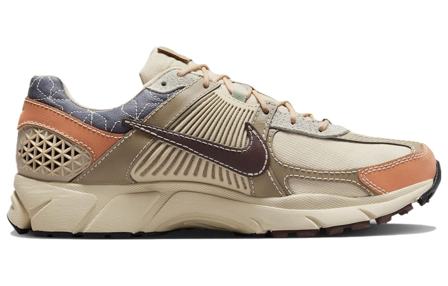 Nike Zoom Vomero 5 Sashiko - вид с внутренней стороны