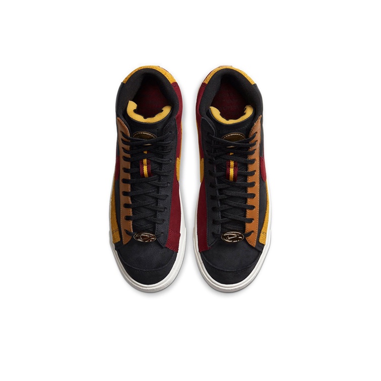 Nike Blazer Mid '77 QS - вид сзади