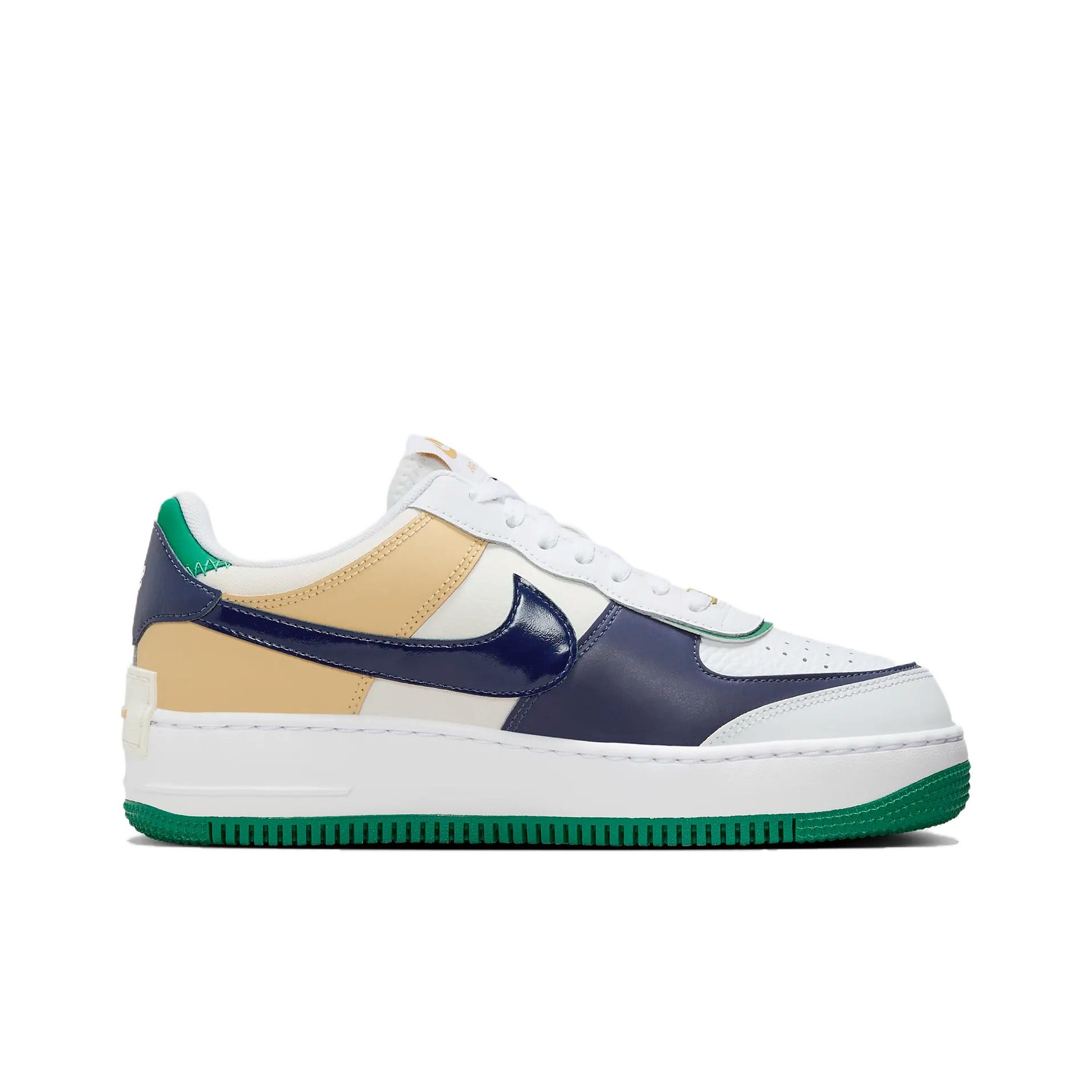 Nike Air Force 1 Shadow White Malachite - вид с внутренней стороны