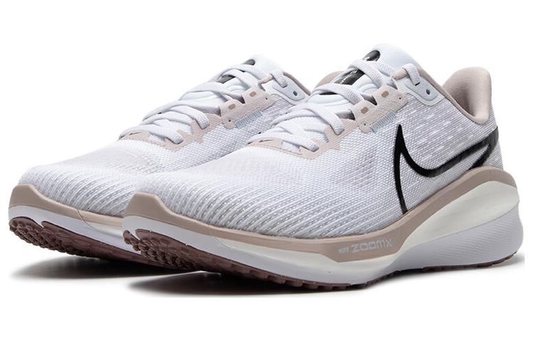 Nike Vomero 17 'Platinum Violet Black' - view from the inside