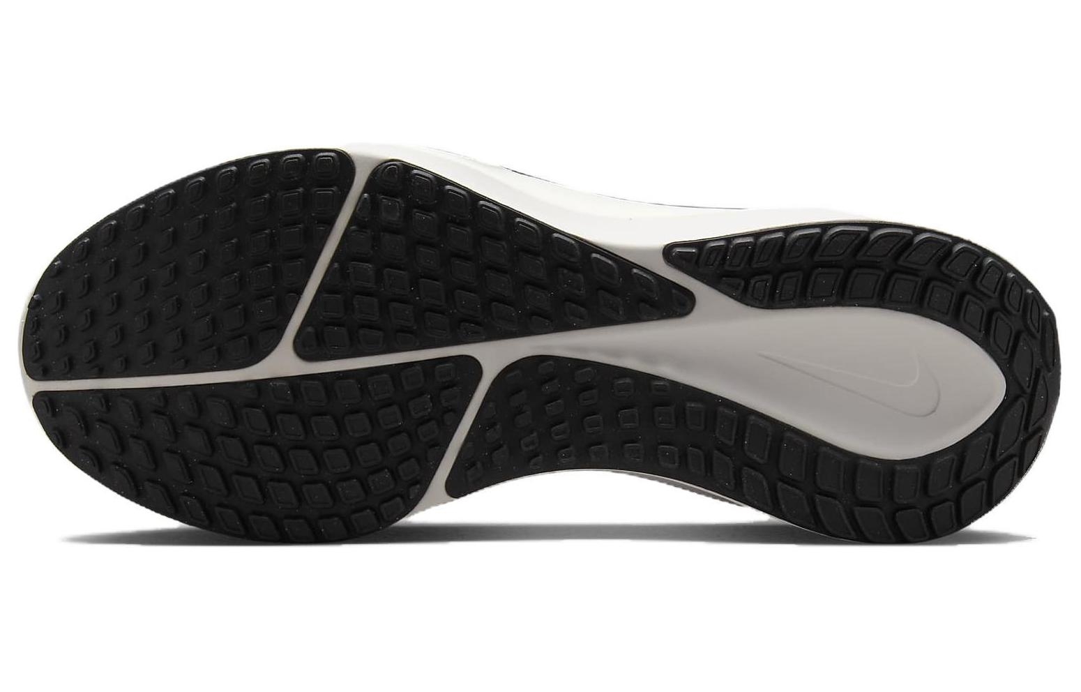 Nike Vomero 17 Black Bronzine - вид сзади