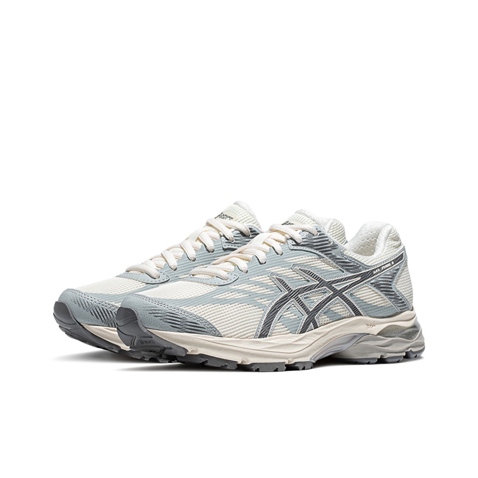 Asics Gel-Flux 4 - вид с внутренней стороны