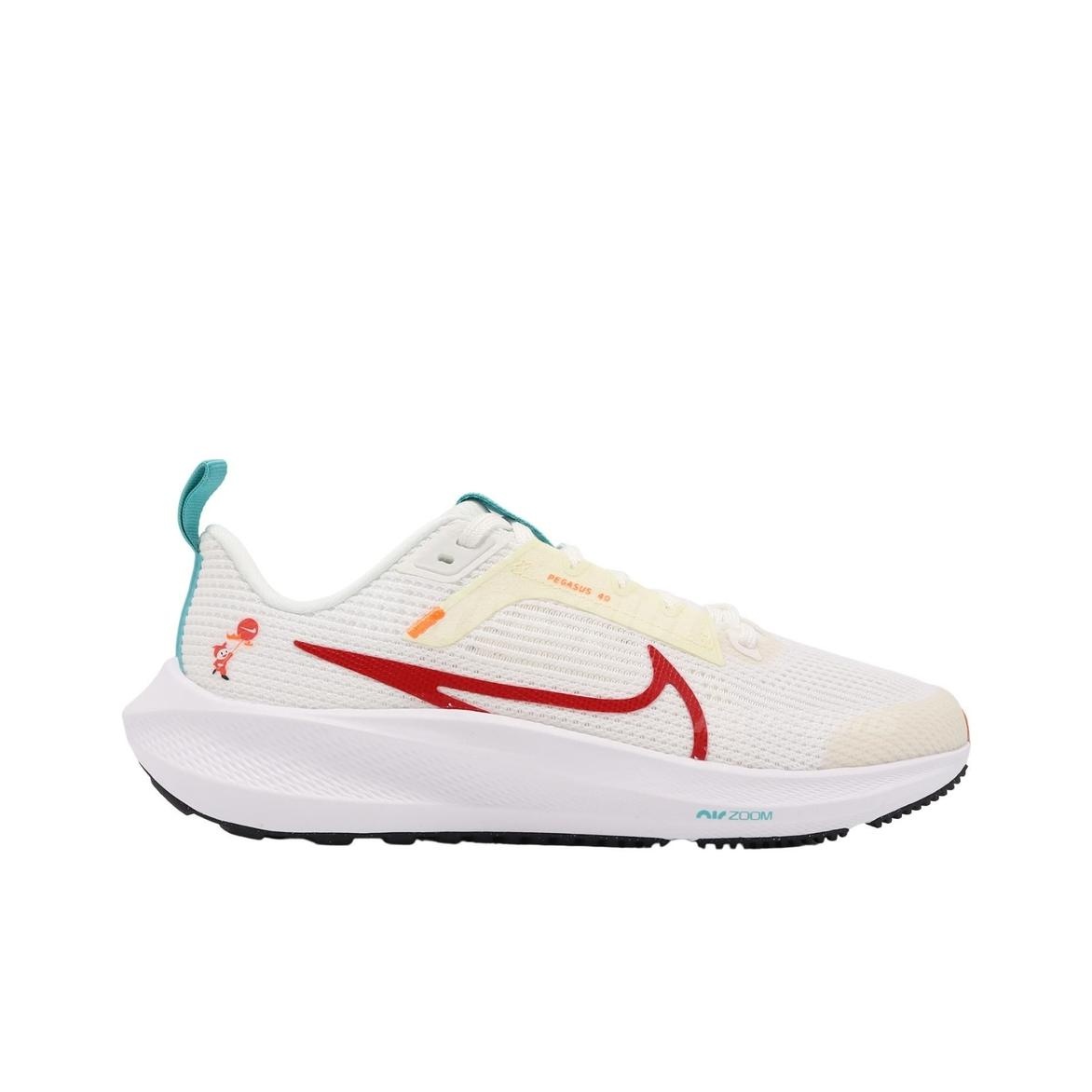 Nike Air Zoom Pegasus 40 - rear view