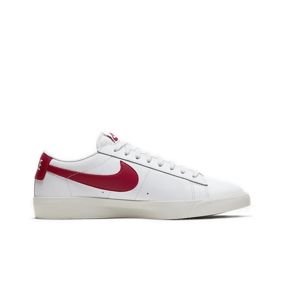 Nike Blazer Low University Red - вид с внутренней стороны