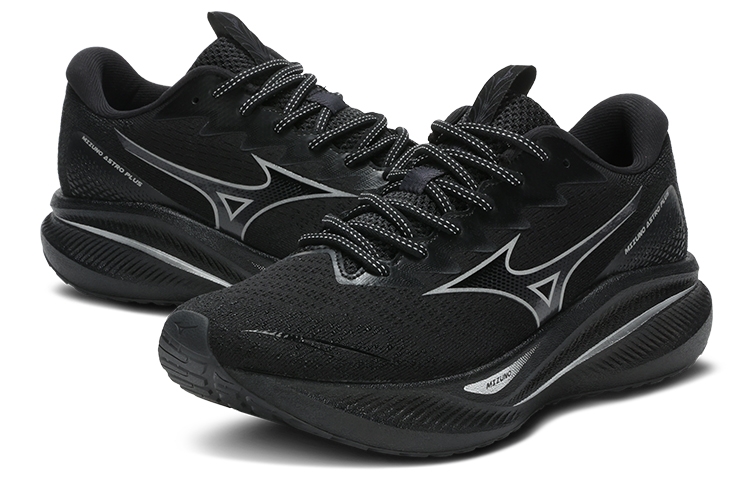 Mizuno Wave Rider 26 'Black' - вид спереди
