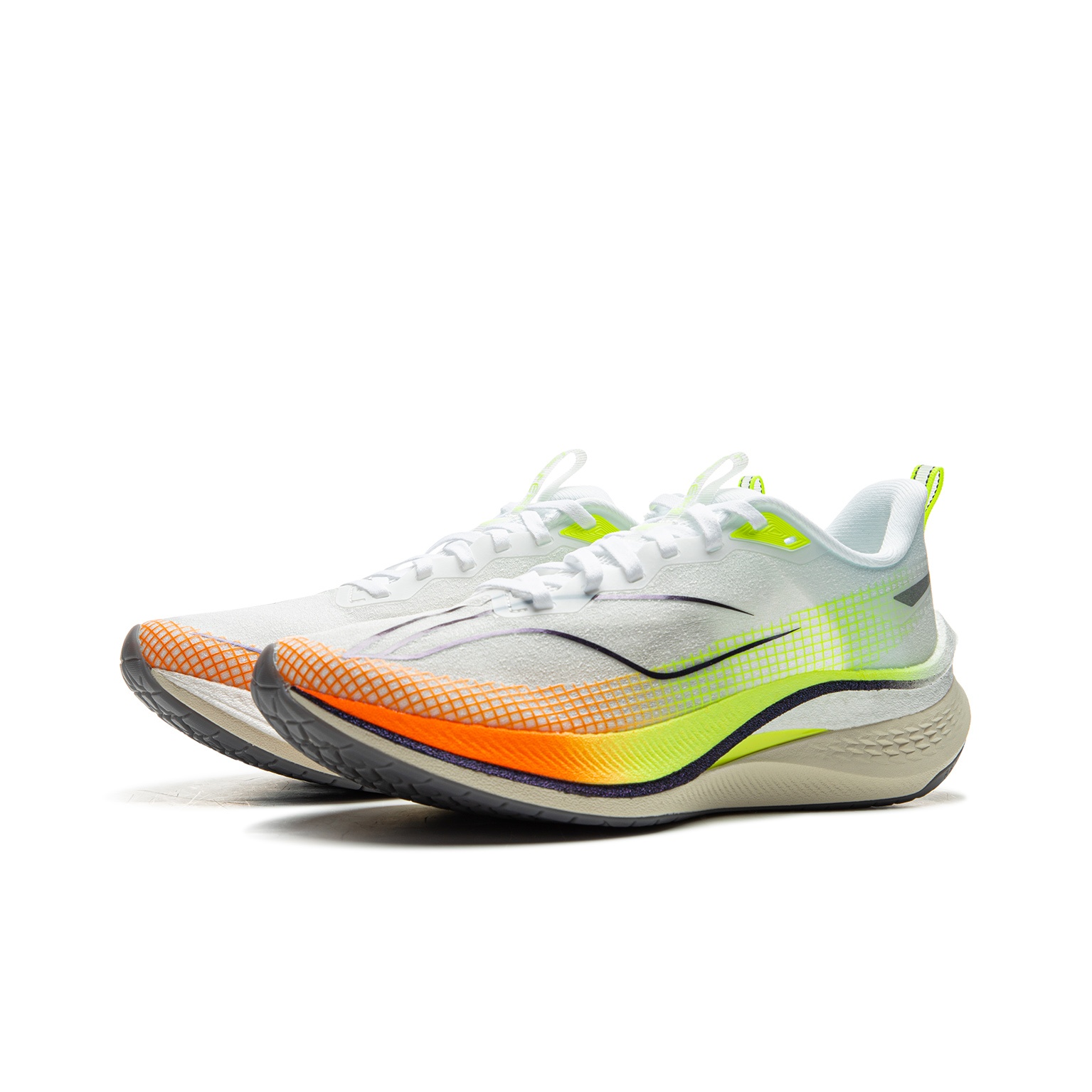 Li-Ning Red Hare 7 Pro - вид спереди