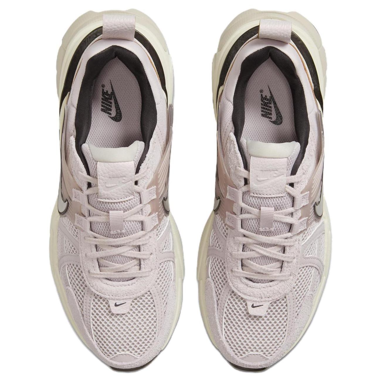 Nike V2K Run Platinum Violet - вид сзади