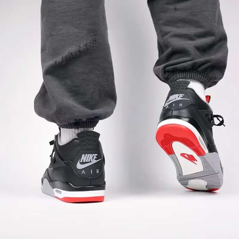 Jordan Air Jordan 4 Retro "Bred Reimagined" - вид сзади
