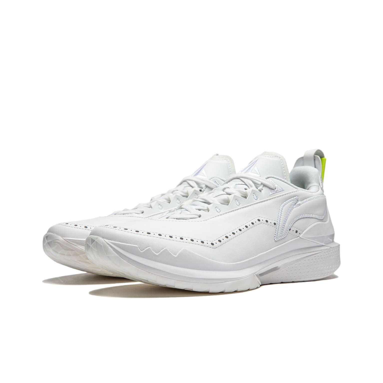 Li-Ning Jimmy Butler 2 'White Leather' - вид сзади