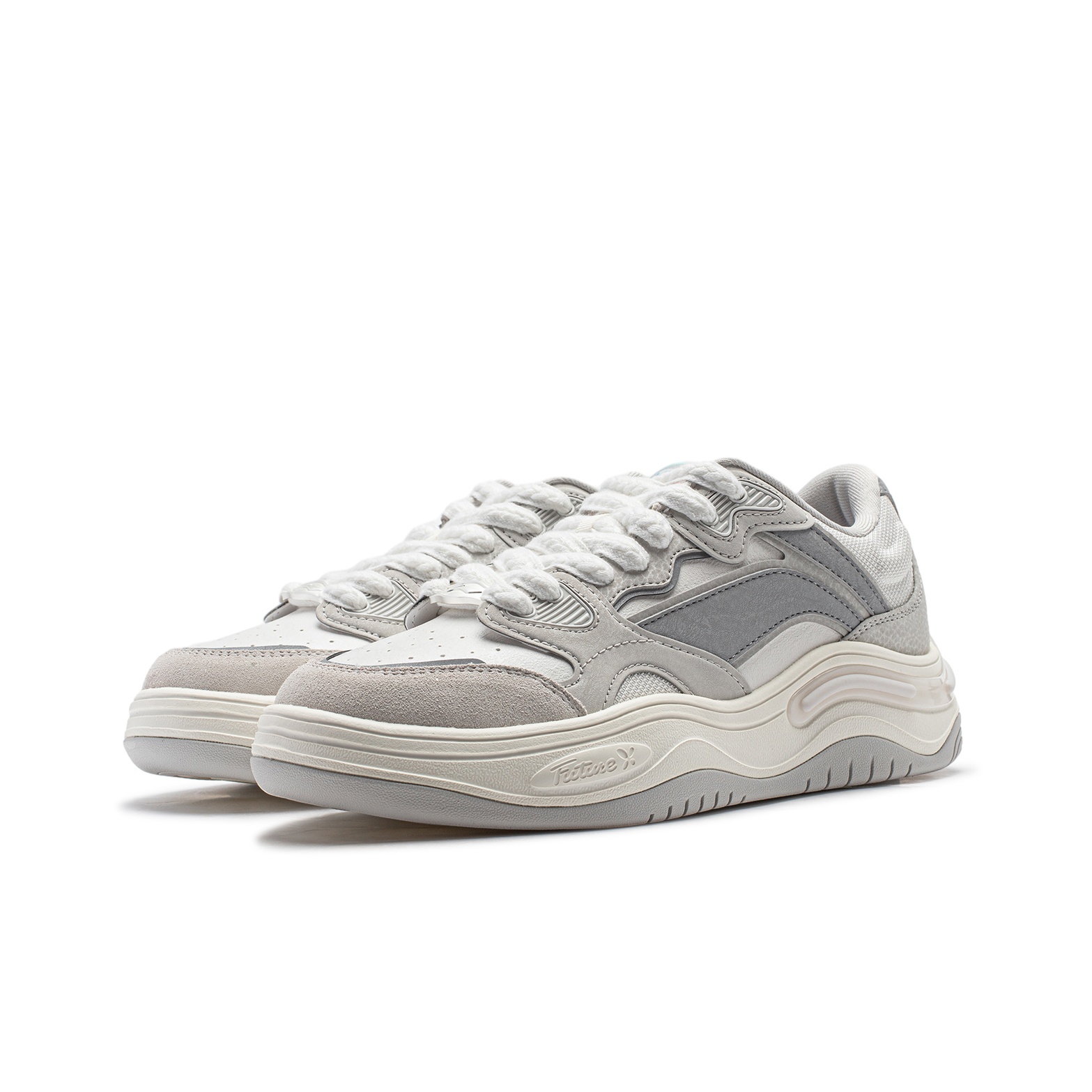 Li-Ning Future Fusion - вид спереди