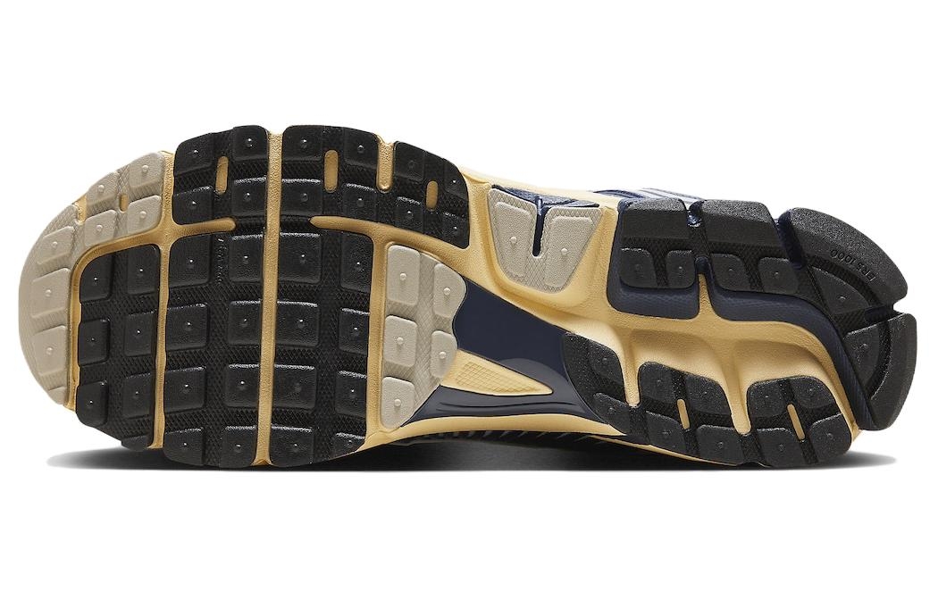 Nike Air Zoom Vomero 5 'Since 72' - вид 6